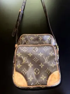 LOUIS VUITTON モノグラム アマゾン ショルダーバッグのサムネイル