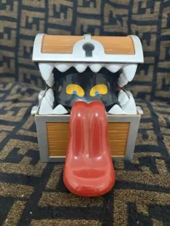 ミミック　光る貯金箱　ドラゴンクエスト　貯金箱