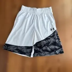 UNDER ARMOUR アンダーアーマー ハーフパンツ カモフラ