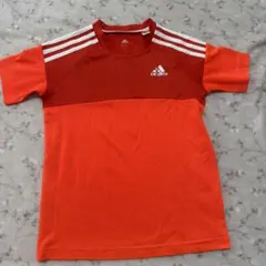 アディダス　サッカー　Tシャツ