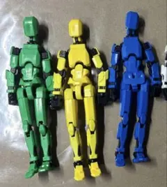 セリア　戦闘フィギュア　色セット　組み立て済み　デッサン　青　緑　黄のサムネイル