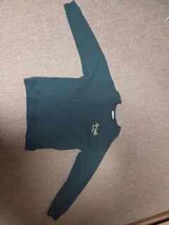 ダークグリーン 長袖 トレーナー