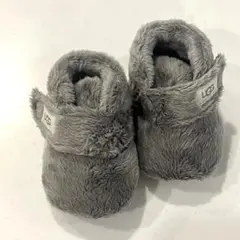 UGG アグチャコールグレー ベビーシューズ9㎝　ファーストシューズ