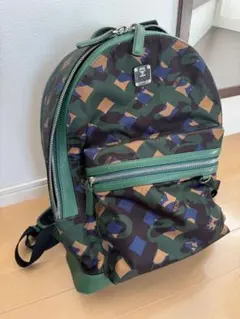 MCM エムシーエム ライオンカモ ナイロンバックパック ジッパー壊れ有り 2026年最新】mcm ライオンの人気アイテム - メルカリ