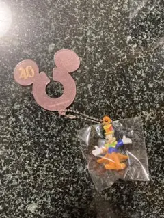 ミッキーマウス キーホルダー ディズニーランド40周年記念デザイン