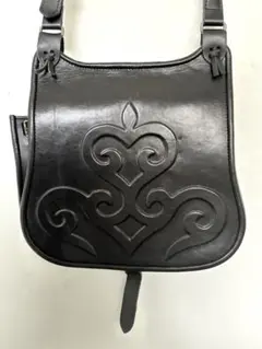 海外購入品 型押しレザーショルダーバッグ　黒