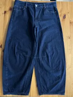 【美品】完売品GUバレルレッグジーンズ　丈標準　ネイビー3XL