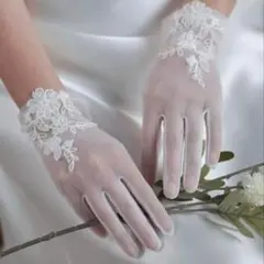 ウェディンググローブ ホワイト刺繍