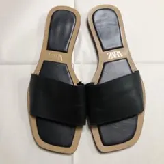 ZARA ブラック フラットサンダル