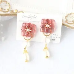 ハンドメイド　2wayレジンイヤリング　花　桜色　推し活　【即購入OK】