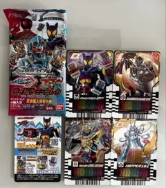 仮面ライダーガッチャード 夏映画入場者特典　ケミーカード4枚セット
