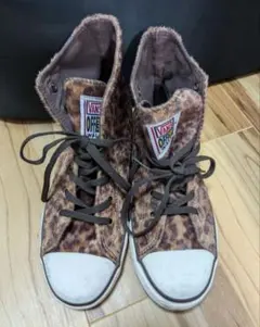 VANS ヒョウ柄ハイカットスニーカー 24cm