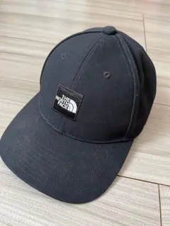 【The North Face】スクエアロゴキャップ ブラック