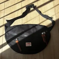 斜めがけバッグ ショルダーバッグ 黒 Java 美品