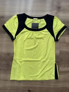 【値下げOK】【新品未使用】nanette lepore 半袖Tシャツ Sのサムネイル