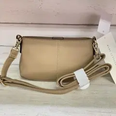 新品　ベージュ 合成皮革 ショルダーバッグ