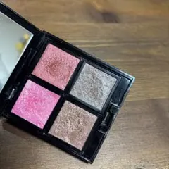 ADDICTION 単色アイシャドウ 4色セット ケース付き