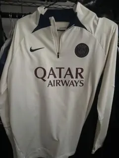 Nike PSG トレーニングシャツ mサイズのサムネイル