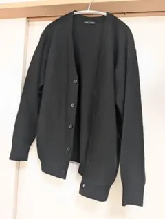 GU ウォッシャブルVネックカーディガン