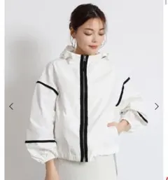 ホワイト フード付き ジャケット　スコットクラブ　人気完売品　ブルゾンのサムネイル
