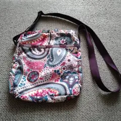 美品 レスポートサック 色鮮やかなカラー のショルダーバッグ