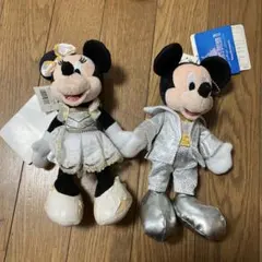 ディズニー　ぬいぐるみバッジ　ストラップ　ミッキーマウス　ミニーマウス