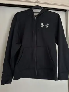 Under Armour フルジッパー・フード付きジャケット 黒