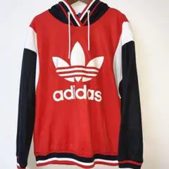 アディダスオリジナルス　ビッグフード　パーカー