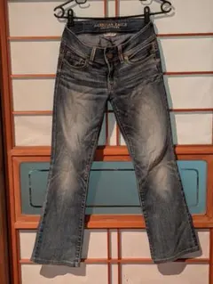 American Eagle Outfitters デニムパンツアンクル丈のサムネイル