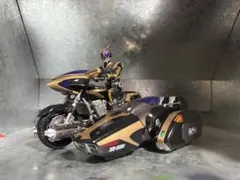 s.h.figuarts 真骨彫製法 仮面ライダーカイザ & サイドバッシャーのサムネイル