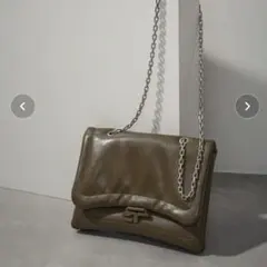 ADAM ET ROPEチェーン2WAYロゴバッグ