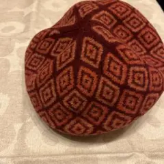 最終価格！ベレー帽　レッド　オレンジ　ウール混　ひし形模様　調節可能