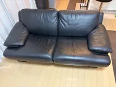 IDC大塚家具 L/Sコンフォート ３人掛けソファ 黒 総革張り