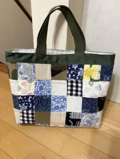 パッチワーク トートバッグ ハンドメイドのサムネイル