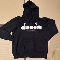 diadora フード付きパーカー 黒