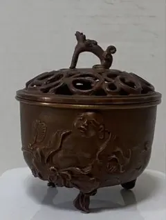✨大型・高岡銅器系作風｜鯉図 金属製装飾壺｜金彩・立体彫刻｜極上