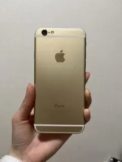 Apple iPhone 6s（ゴールド）