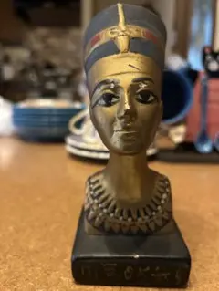 ネフェルティティ 胸像 置物 オブジェ エジプトで購入 - メルカリ