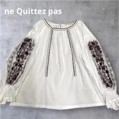 美品 ne Quittez pas 刺繍入り長袖ブラウス