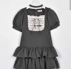 evelyn チョーカー付ティアードワンピース チャコール