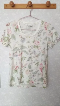 LAURA ASHLEY 花柄 半袖カットソーのサムネイル