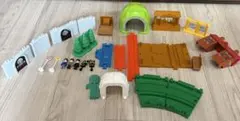 プラレール トーマス 情景まとめ売り どきどきマウンテン 橋 踏切