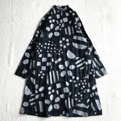 fu-dueka:: エーカ 新品 花柄 ブラウス シェルボタン - メルカリ