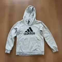 adidas グレー パーカー フード付き