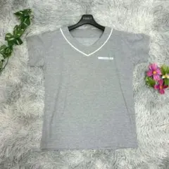 【DANSKIN】グレー Vネック Tシャツ M トップス 半袖 トレーニング