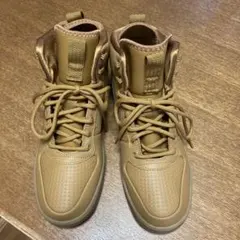 NIKEナイキ コートバーロウ MID ウインター ハイカットスニーカー27cmのサムネイル