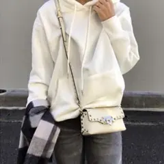 【匿名配送】売り切れ続出！！GUのオーバーサイズスウェットパーカ