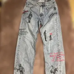 GUESS＆Brandalised コラボ バンクシーデザインデニムのサムネイル