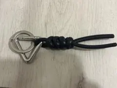 BOTTEGAVENETA トライアングル ノットディテール キーホルダー - メルカリ