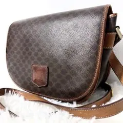 Item thumbnail for item 1983e2e1-4e26-497f-bb0c-a471c0b1bdf2